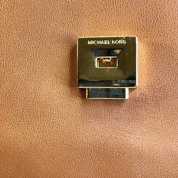 MICHAEL Michael Kors Parker Extra Large Leather Shoulder Bag Brown - Picture 8 of 16